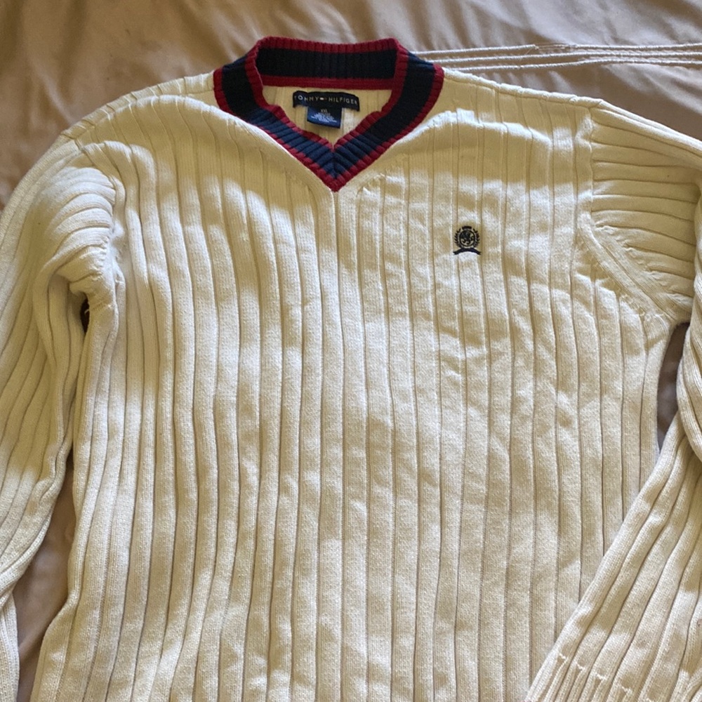 vintage tommy hilfiger sweater